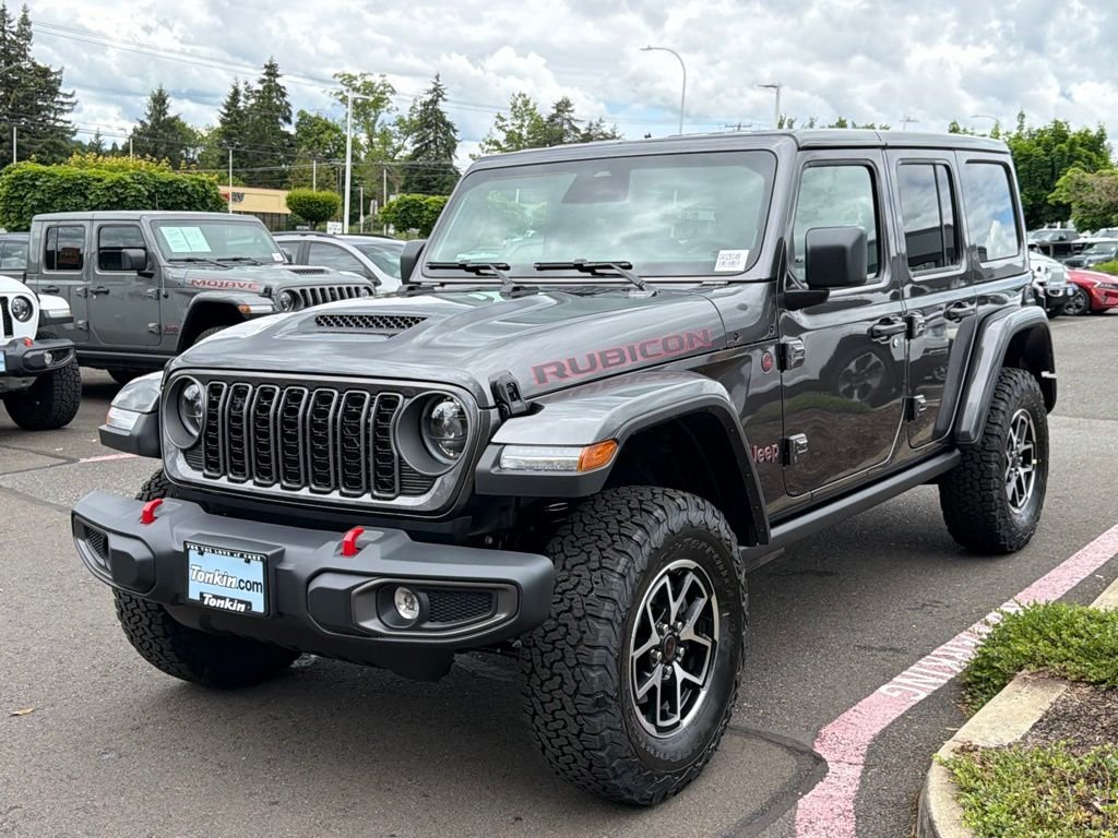New 2026 Granite Crystal Metallic Clear-Coat Exterior Paint Jeep Rubicon image 4