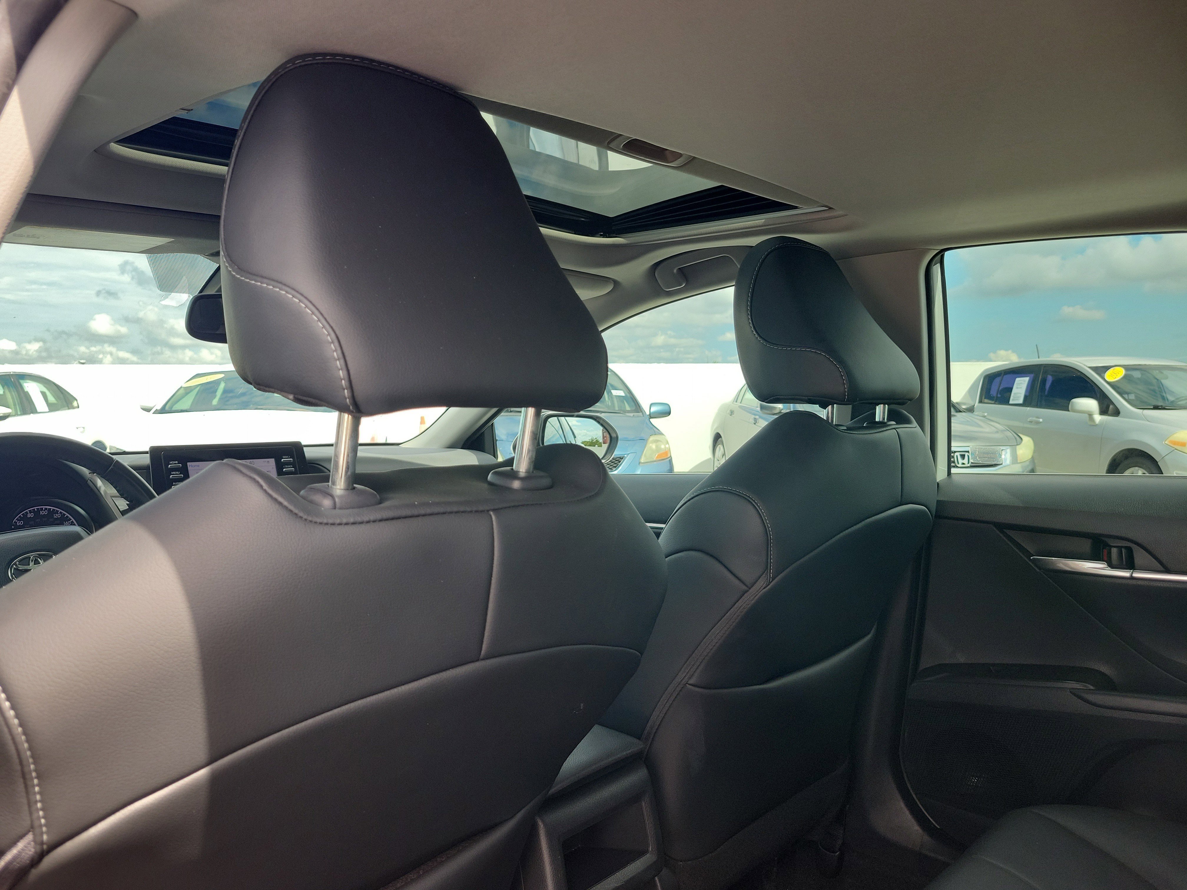 Used 2024 Ice Toyota SE image 13