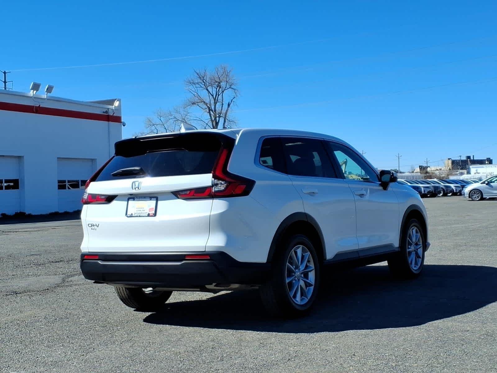 Certified Used 2026 Platinum White Pearl Honda EX image 4