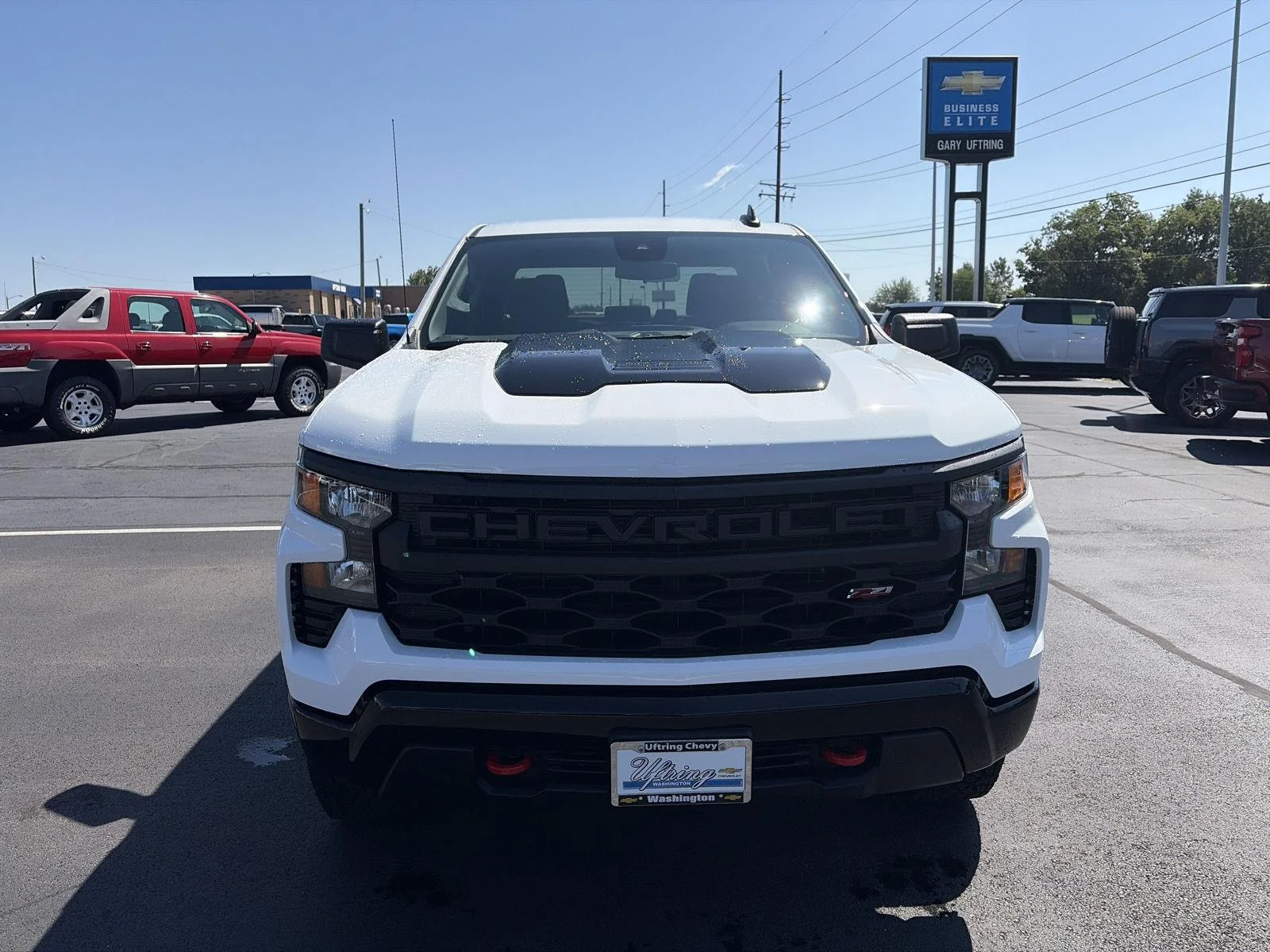 New 2026 Summit White Chevrolet Custom Trail Boss image 13