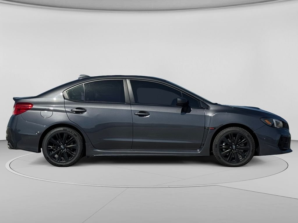 Used 2021 Gray Subaru Base image 31