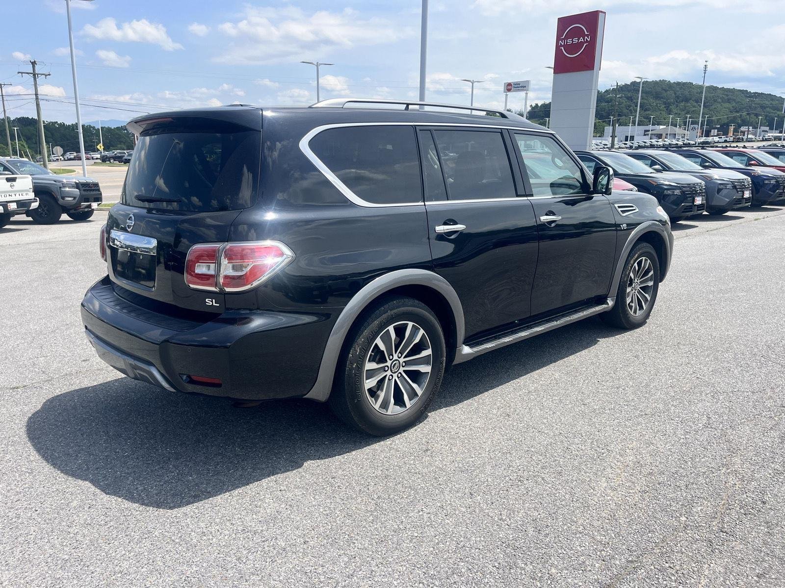 Used 2019 Super Black Nissan SL image 7