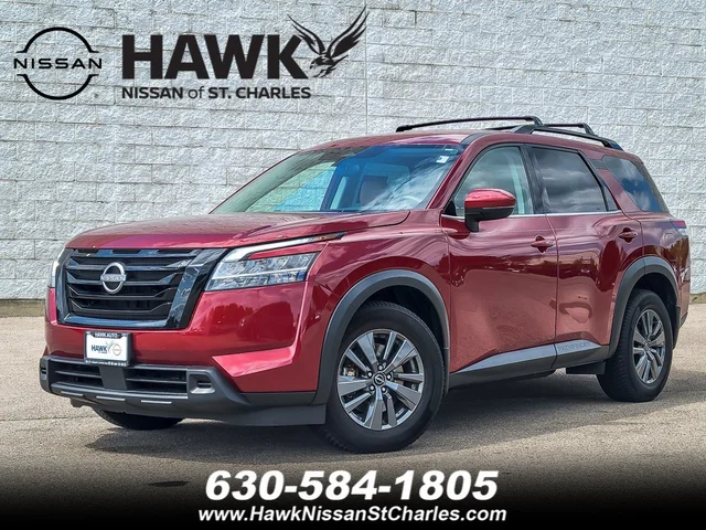2022 Nissan Pathfinder SV