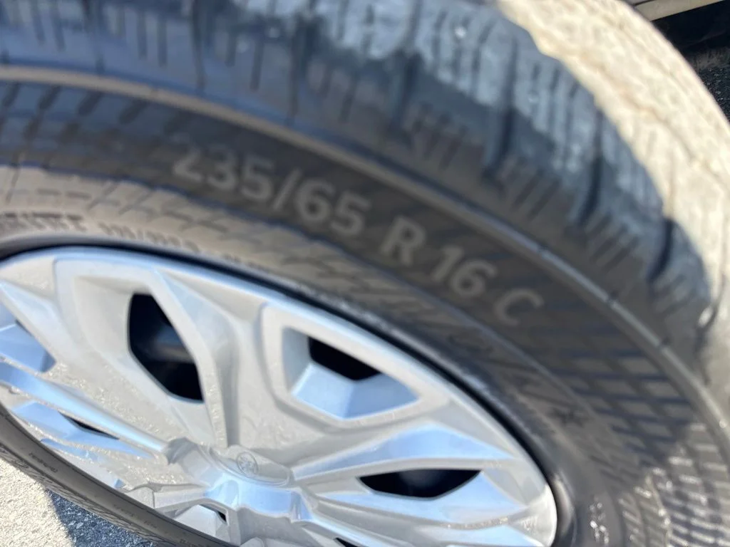 Used 2025 White Ford Base image 23