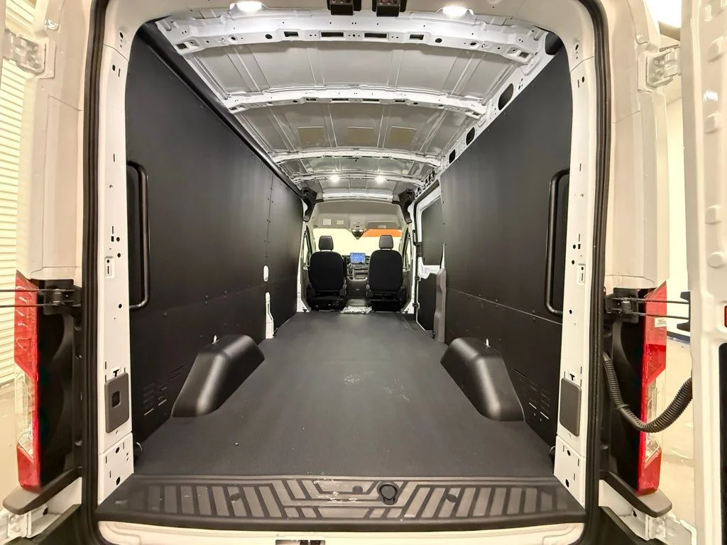Used 2024 White Ford Base image 23