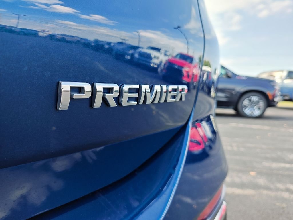 Used 2021 Blue Chevrolet Premier image 27