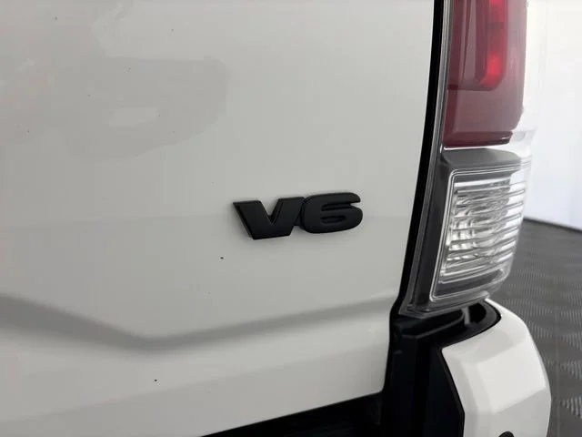 Used 2023 White Toyota SR image 36