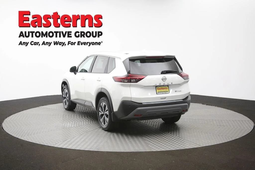 Used 2023 White Nissan SV image 67