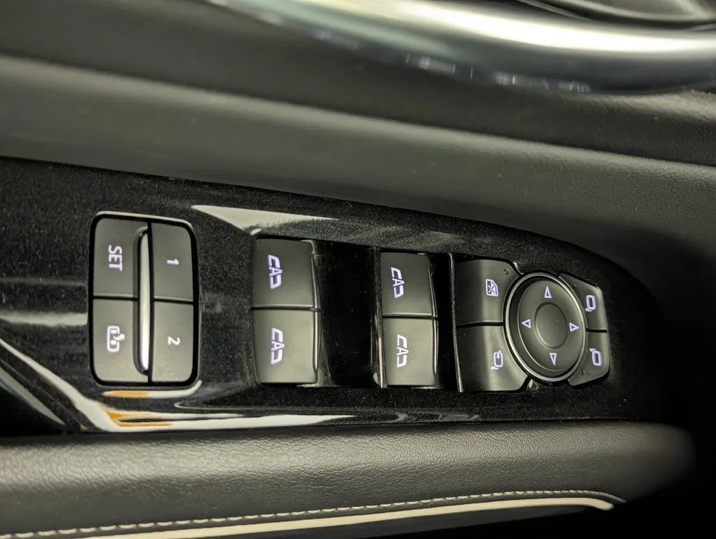 Used 2021 White Cadillac Sport image 53