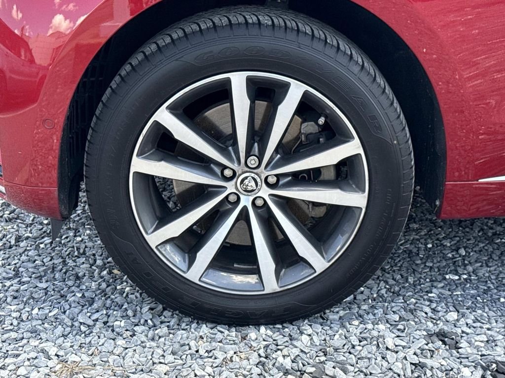 2026 Jaguar F-Pace R-Dynamic S - Photo 7