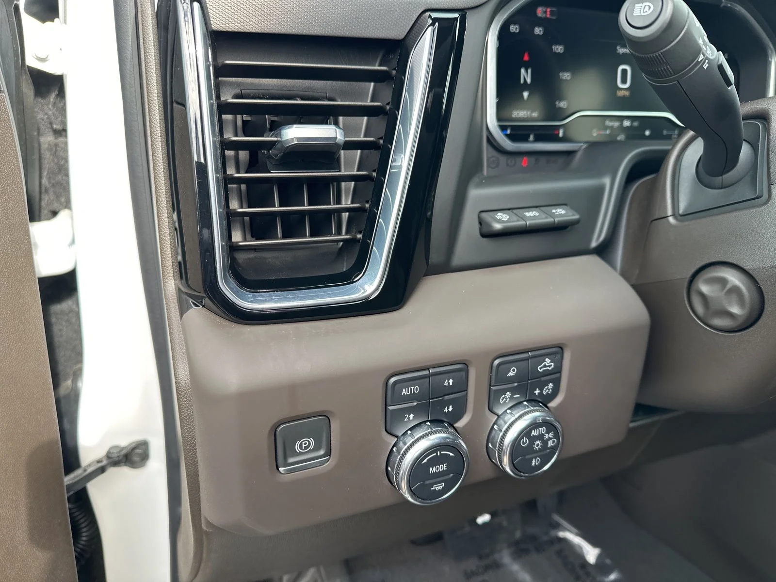 2024 GMC Sierra 1500 Denali - Photo 24