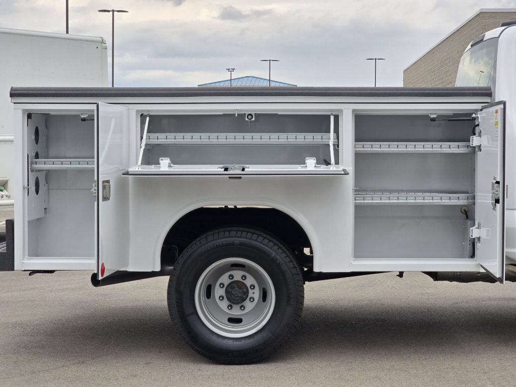 New 2026 Oxford White Ford XL image 33