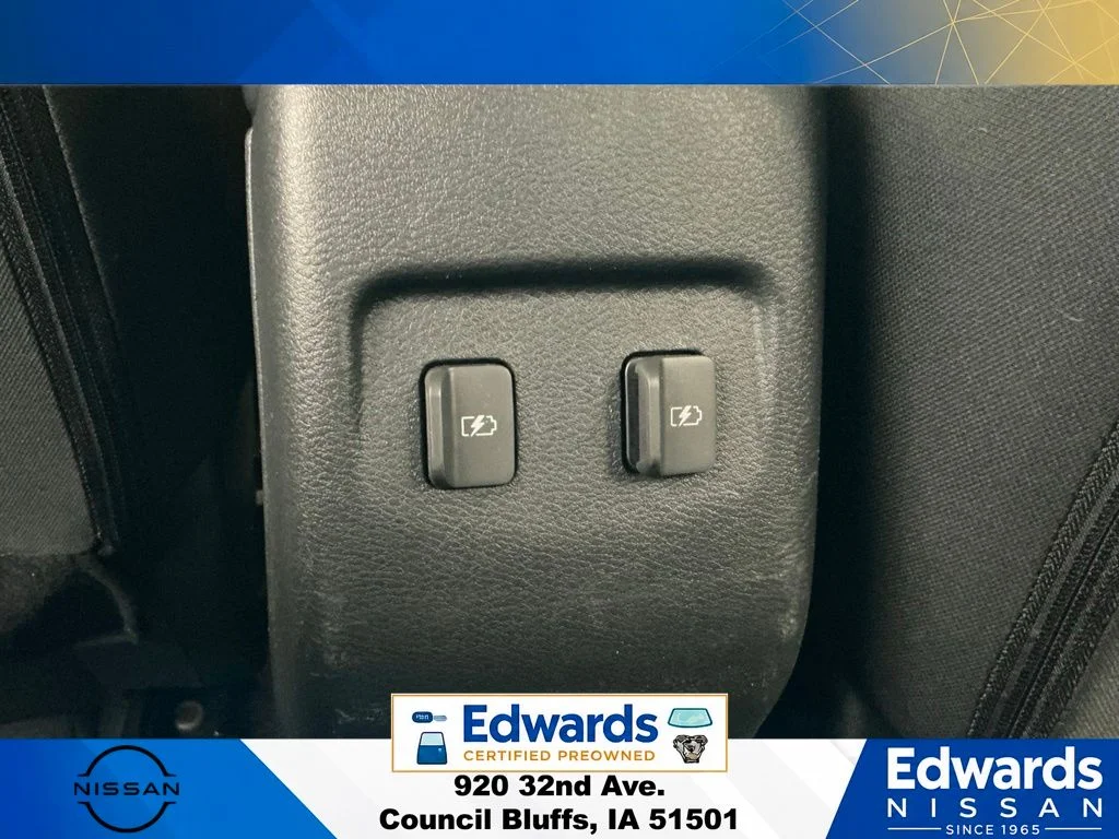 Used 2024 Gray Nissan SV image 14