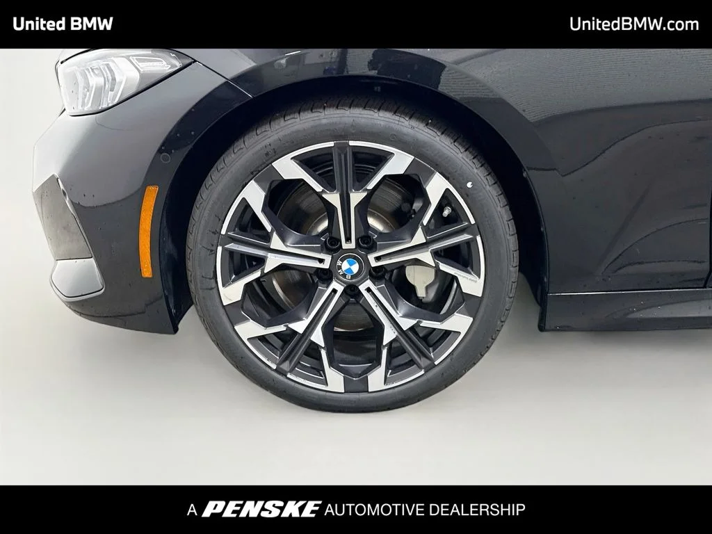 New 2026 Black Sapphire Metallic BMW 330i image 2