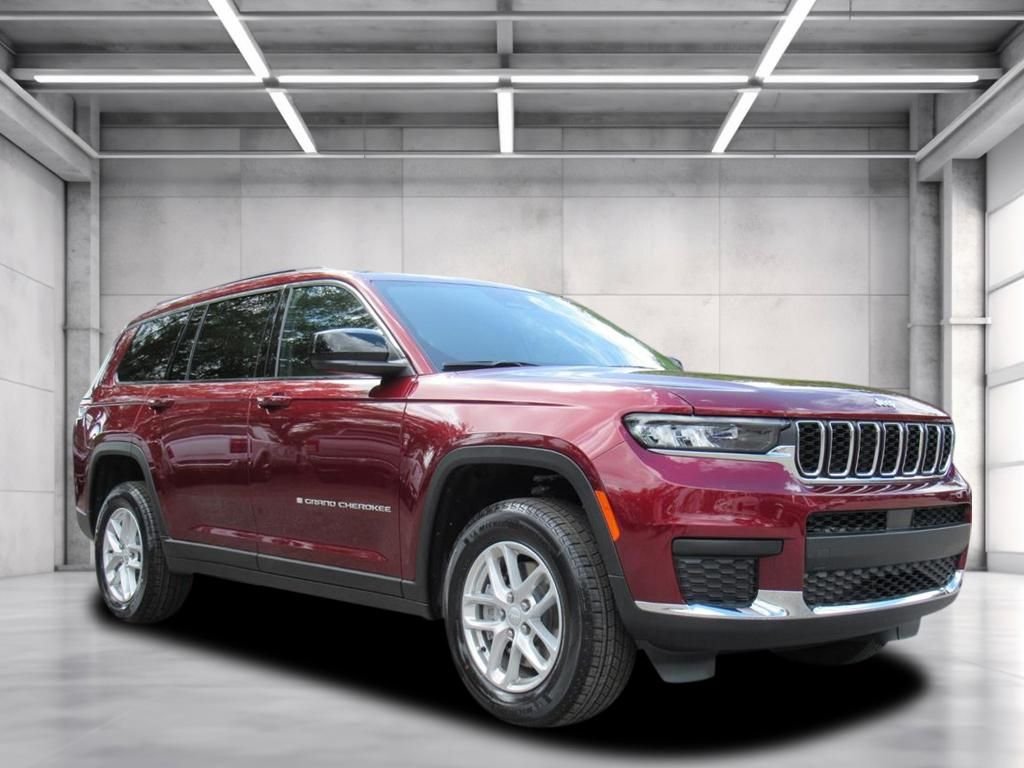 New 2026 Velvet Red Pearl-Coat Exterior Paint Jeep Laredo X image 1