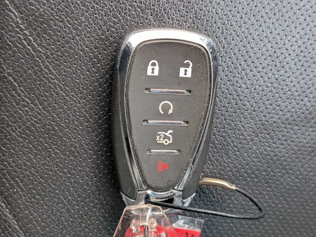 Used 2024 Gray Chevrolet LT image 29
