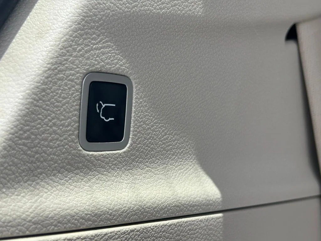 Used 2021 Gray Chrysler Limited image 48