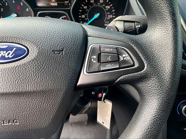 Used 2017 Blue Ford SE image 24