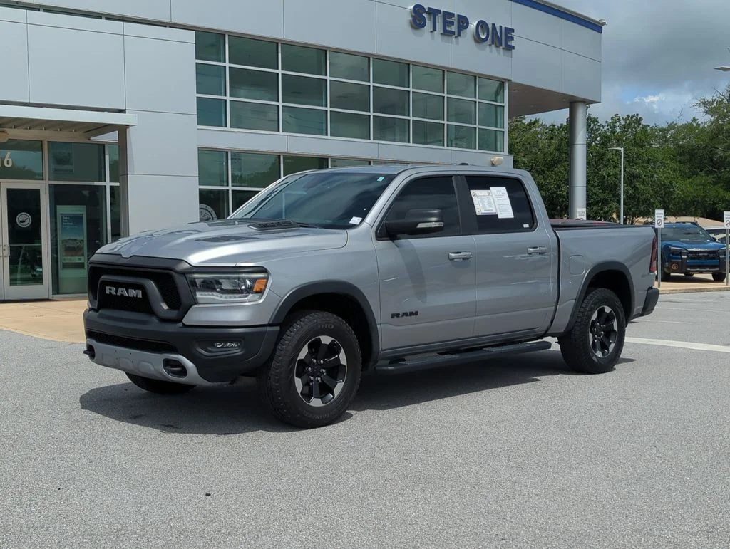 2020 RAM 1500 Rebel 4x4 Crew Cab 5'7's photo