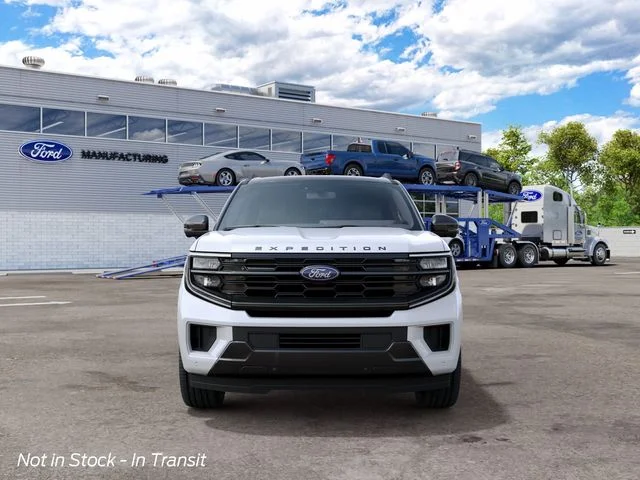 New 2027 Star White Metallic Tri-Coat Ford Platinum image 3
