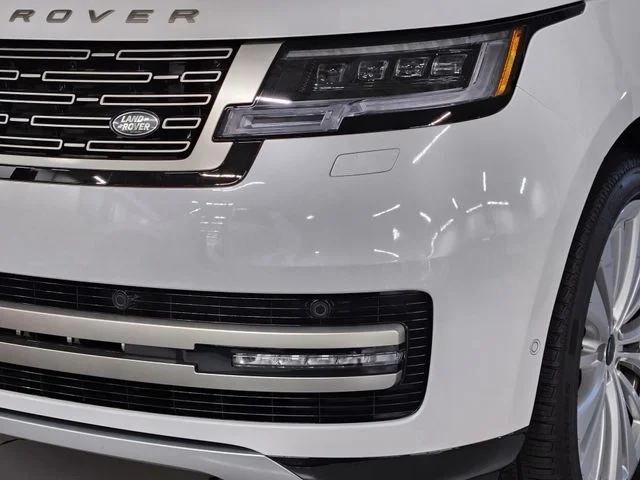 New 2026 White Land Rover SE image 12