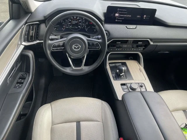 Certified Used 2025 White Mazda 3.3 Turbo Preferred image 11