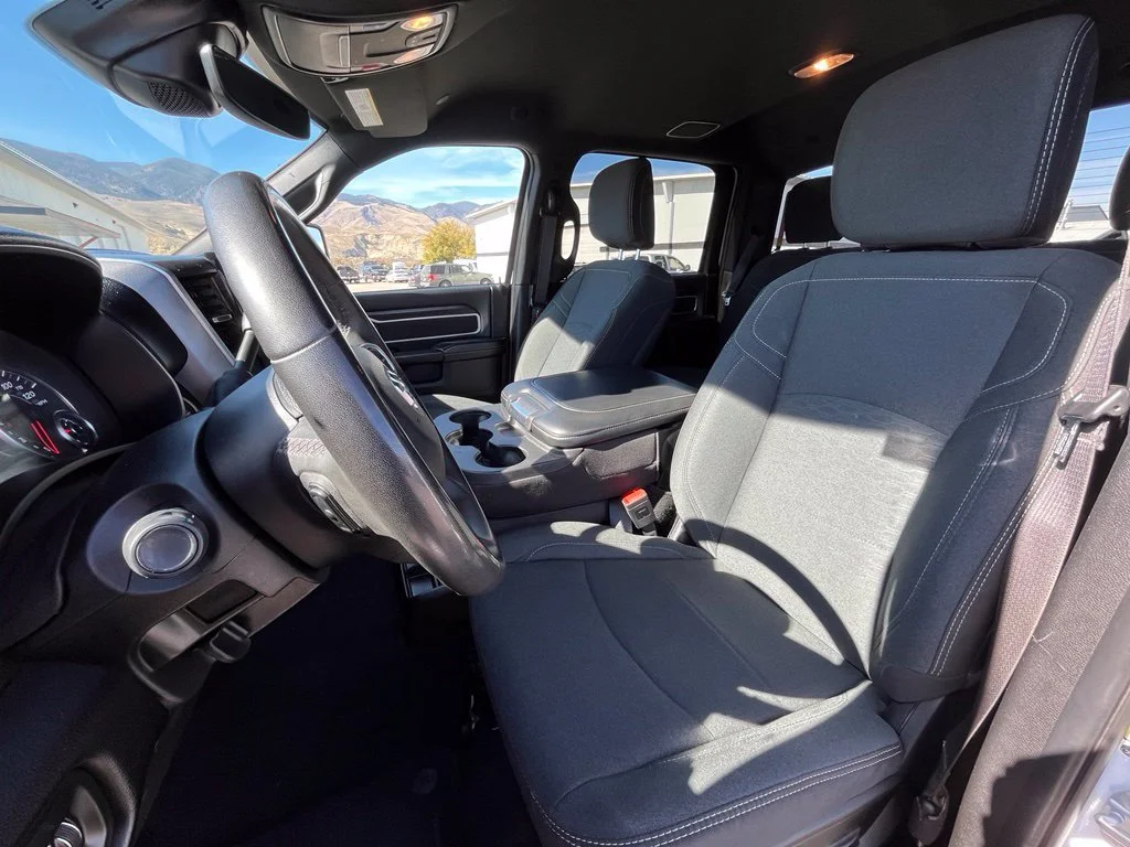 Used 2025 White Ram Big Horn image 9