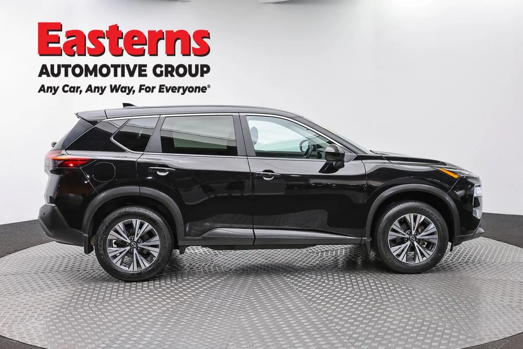 Used 2023 Black Nissan SV image 4