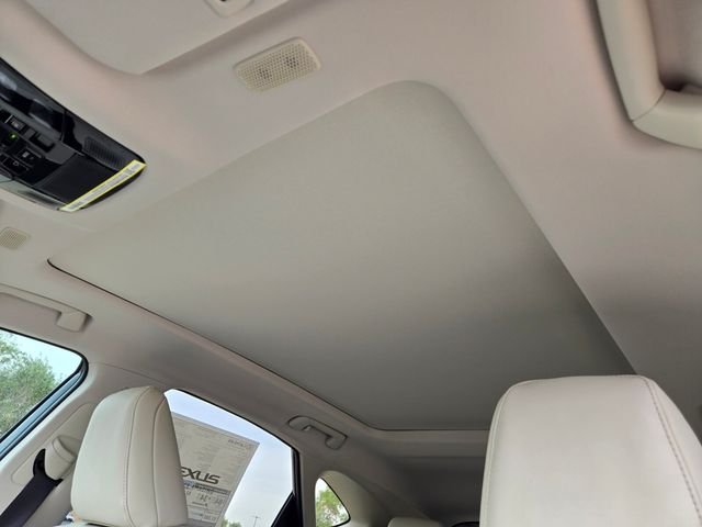 2026 Lexus NX 450h+ Luxury - Photo 7