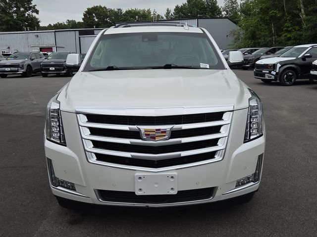 Used 2018 Crystal White Cadillac Premium image 34