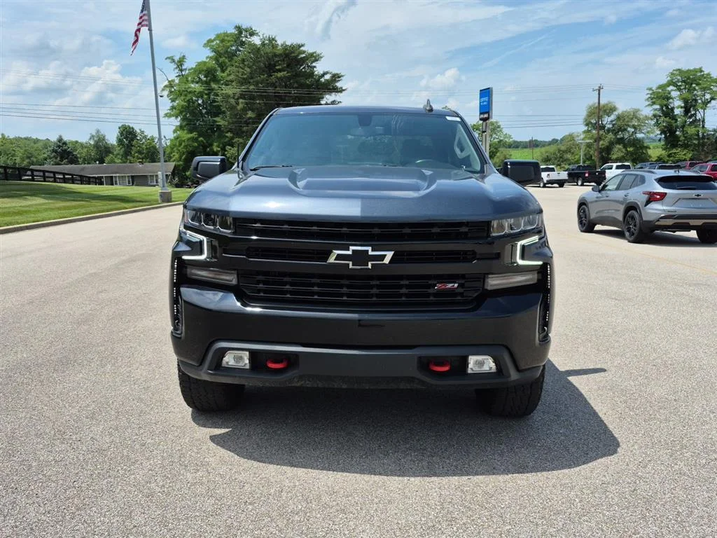 Used 2021 Shadow Gray Metallic Chevrolet LT Trail Boss image 2