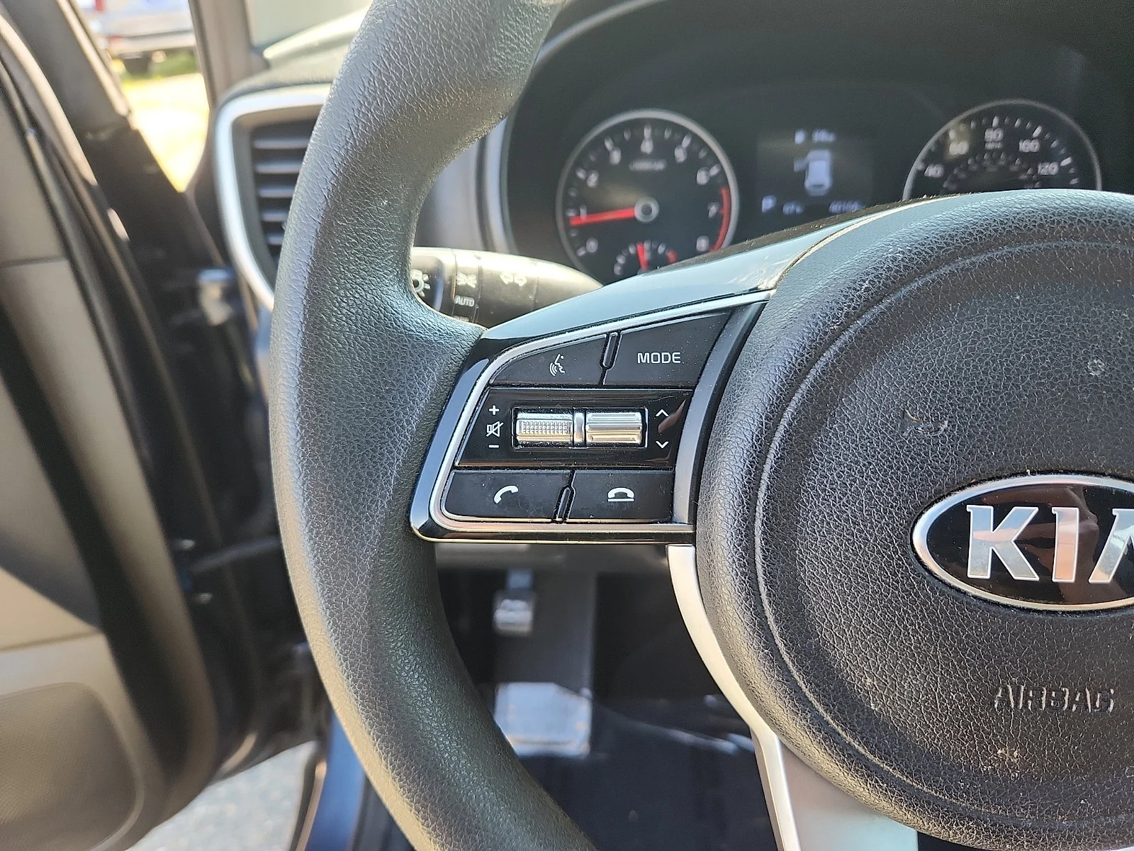 Used 2022 Pacific Blue Kia LX image 20