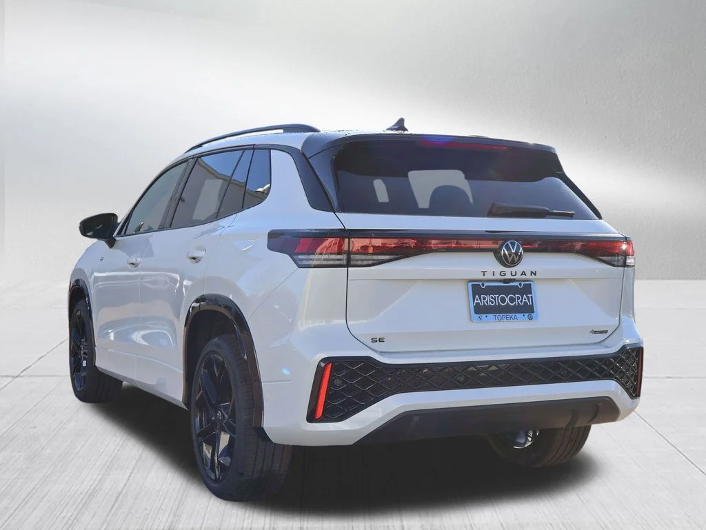 New 2026 White Volkswagen 2.0T SE R-Line Black image 22