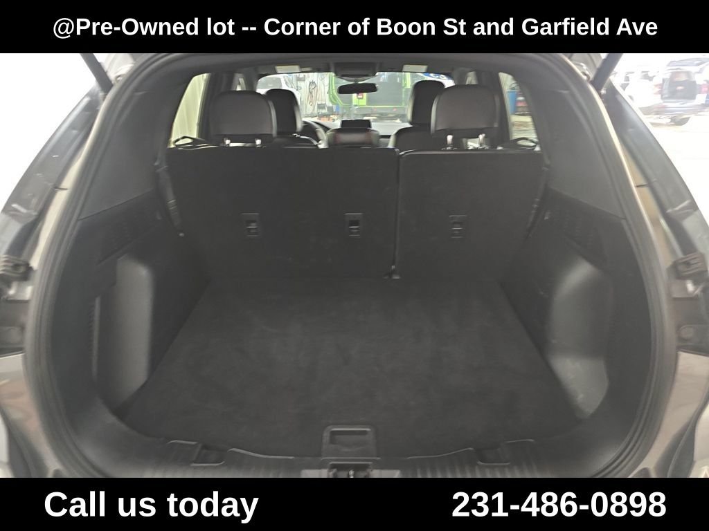 Used 2025 Gray Ford ST-Line Select image 39