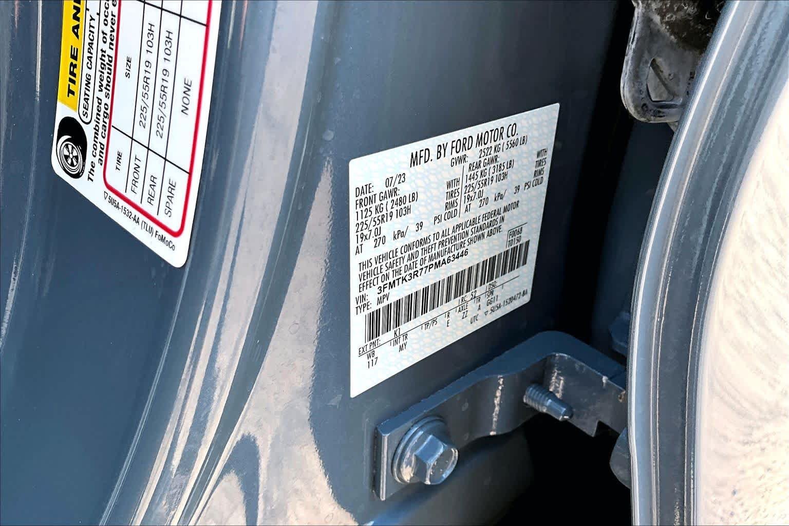 Certified Used 2023 Vapor Blue Metallic Ford Premium image 34