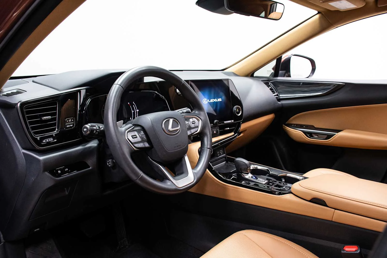 Used 2025 Copper Crest Lexus Premium image 14