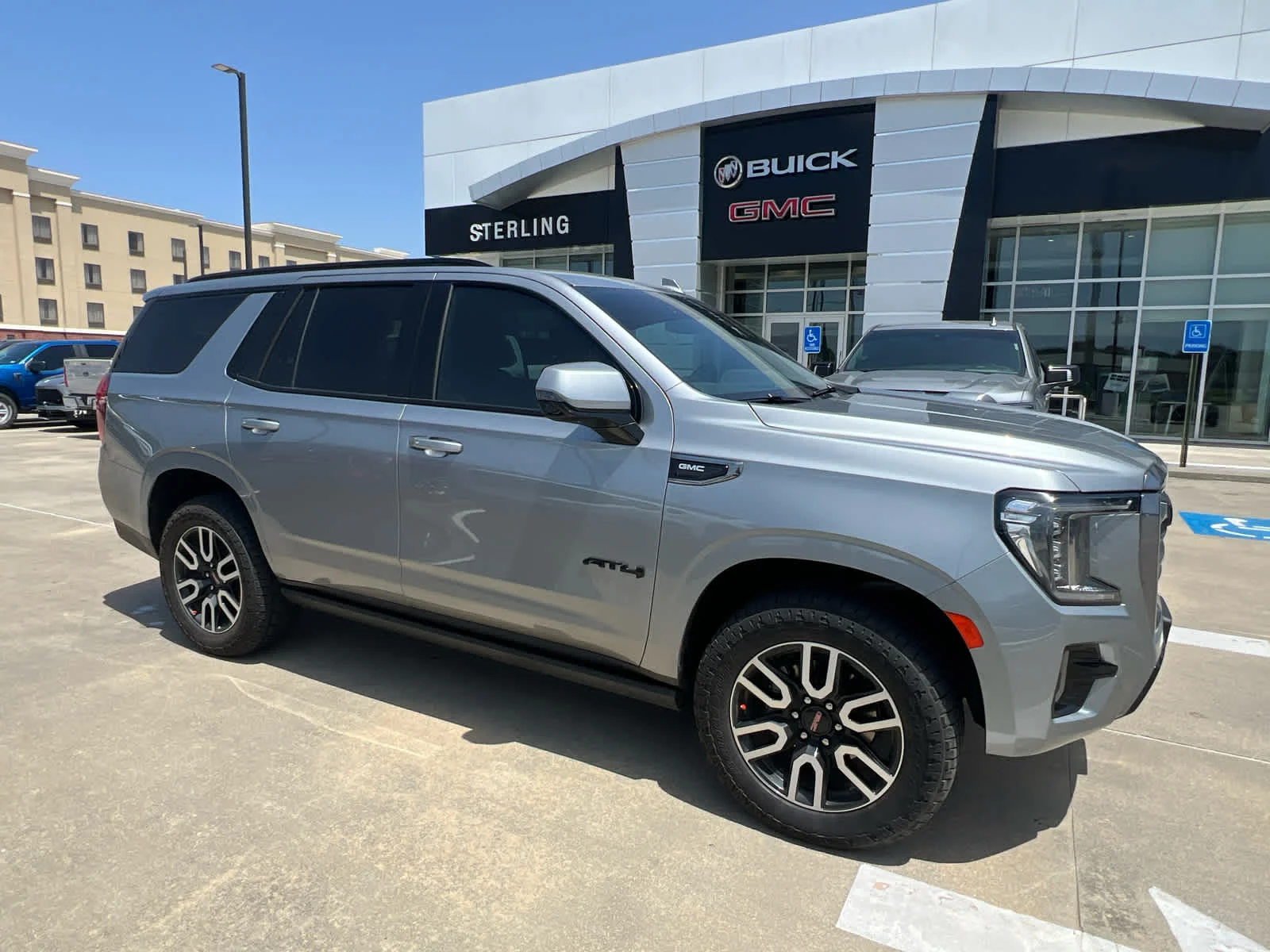 2024 GMC Yukon AT4