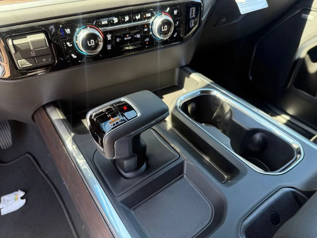New 2026 Summit White GMC SLT image 30