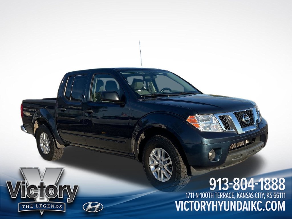 Used 2019 Blue Nissan SV image 7