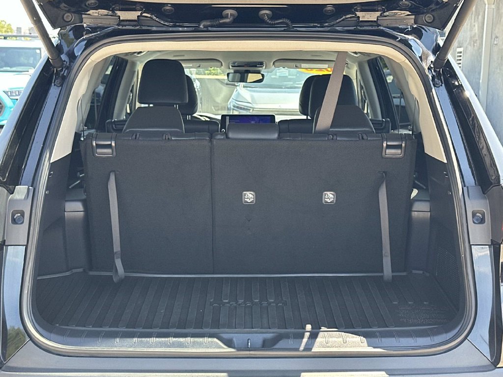 Used 2025 Black Toyota XLE image 18