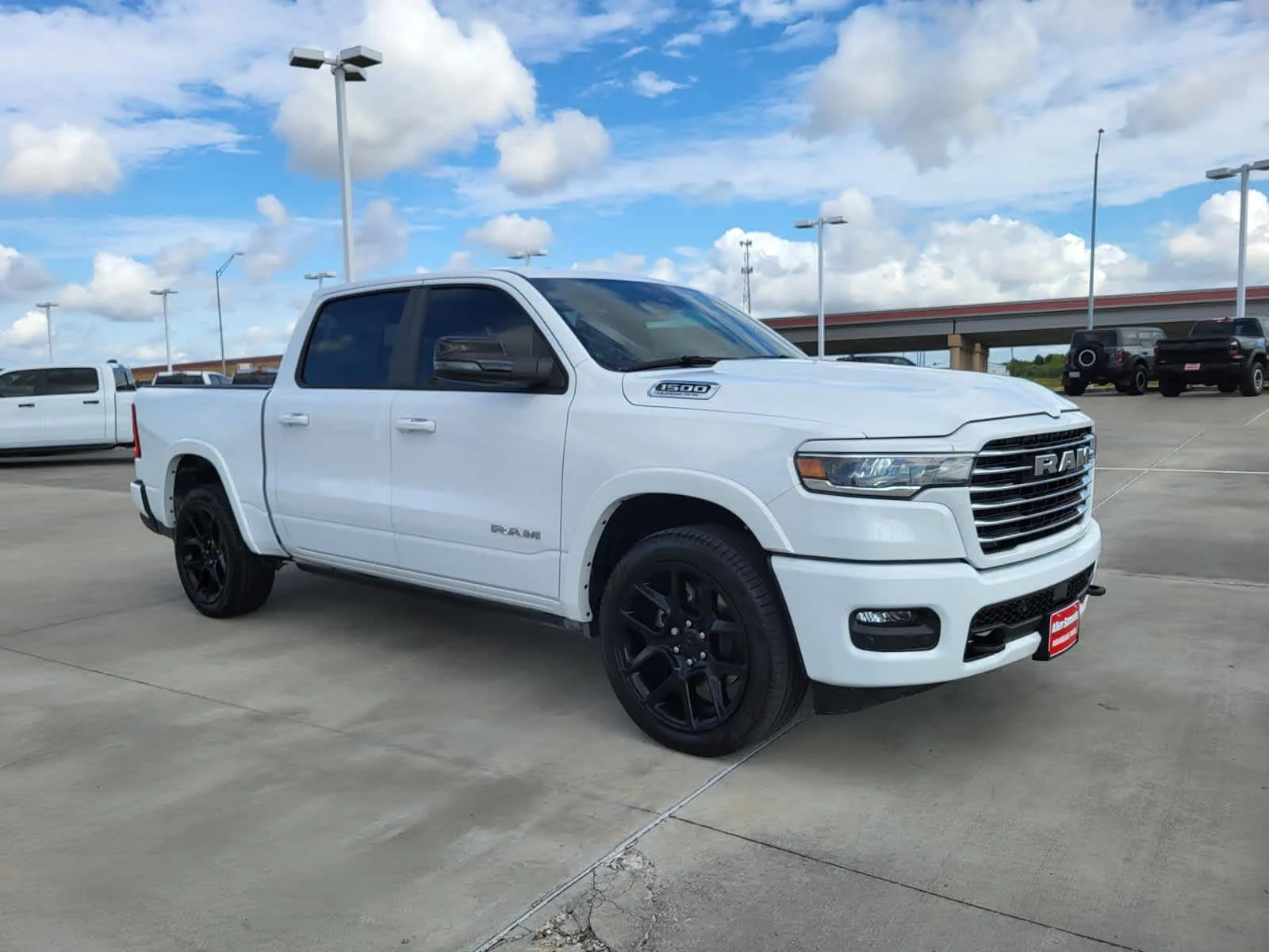 2026 RAM 1500 Laramie - Photo 7
