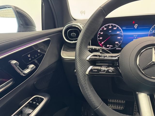 Certified Used 2026 Black Mercedes-Benz GLC 300 image 23