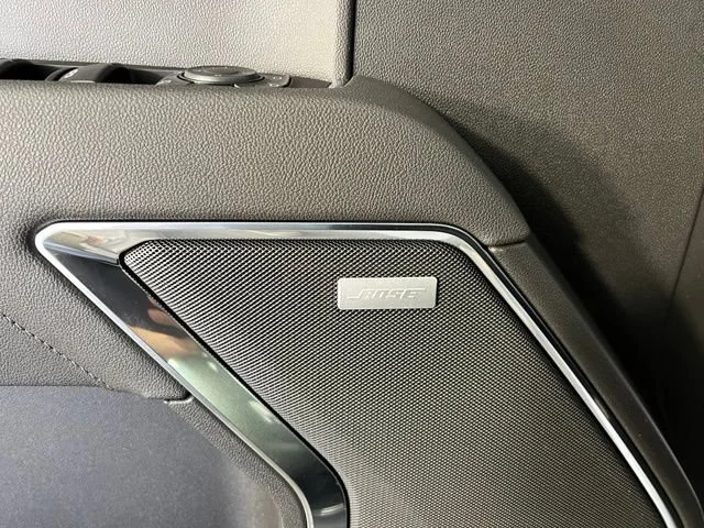 2026 GMC Sierra 1500 SLT - Photo 19