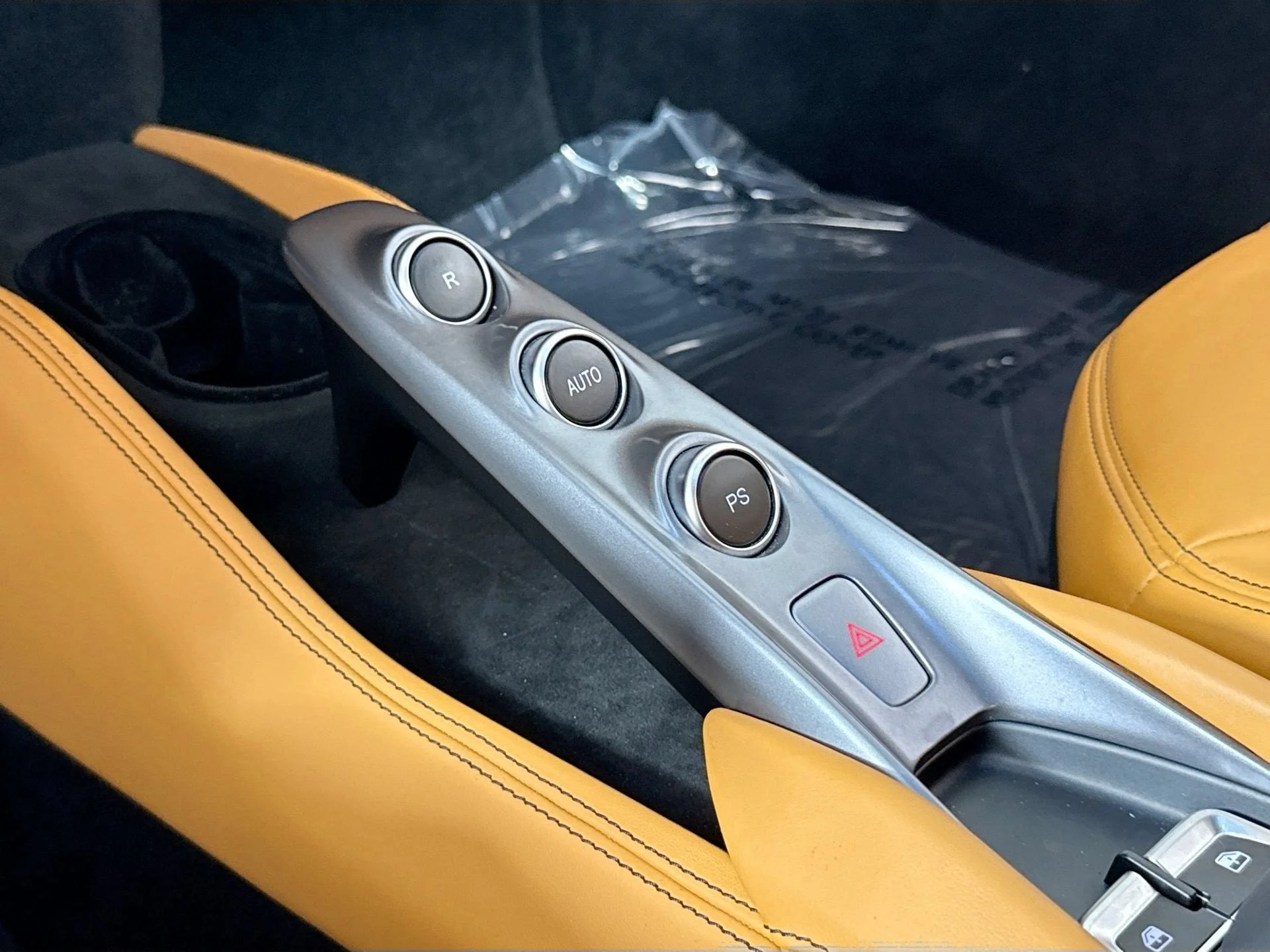 2020 Ferrari F8 Base - Photo 15