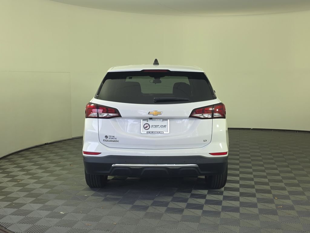 Used 2022 White Chevrolet LT image 6