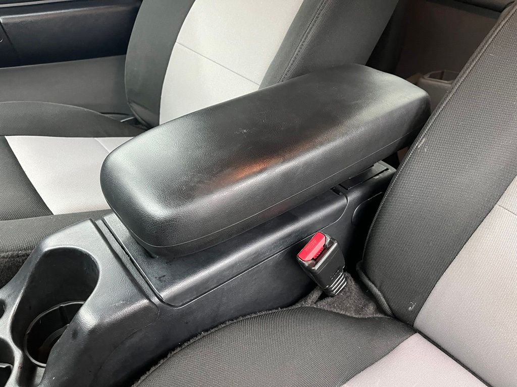 Used 2010 Black Ford XLT image 22