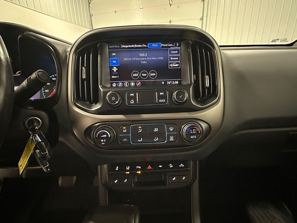 Used 2021 White Chevrolet Z71 image 32