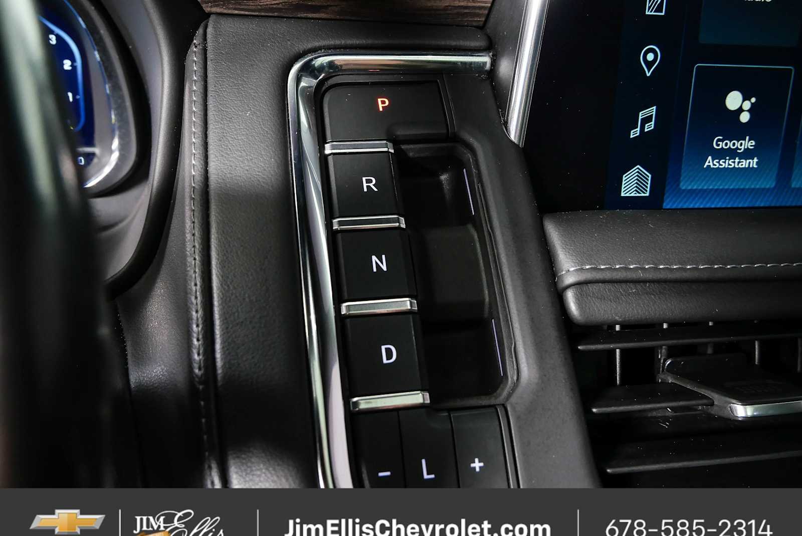 Certified Used 2023 Black Chevrolet Z71 image 17