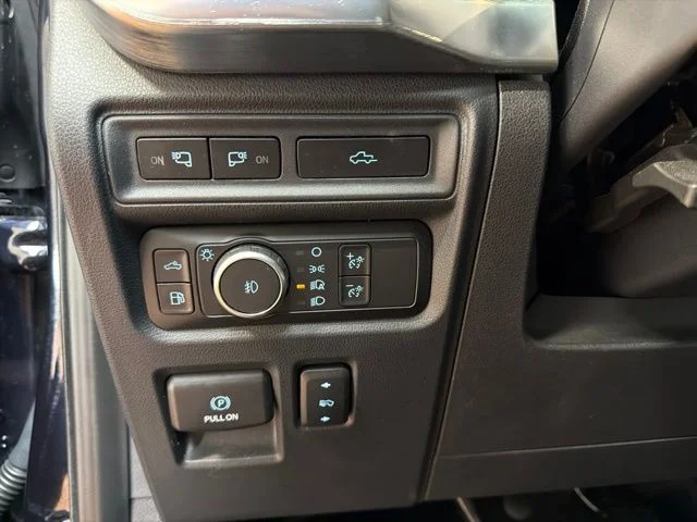 Used 2021 Blue Ford Lariat image 24