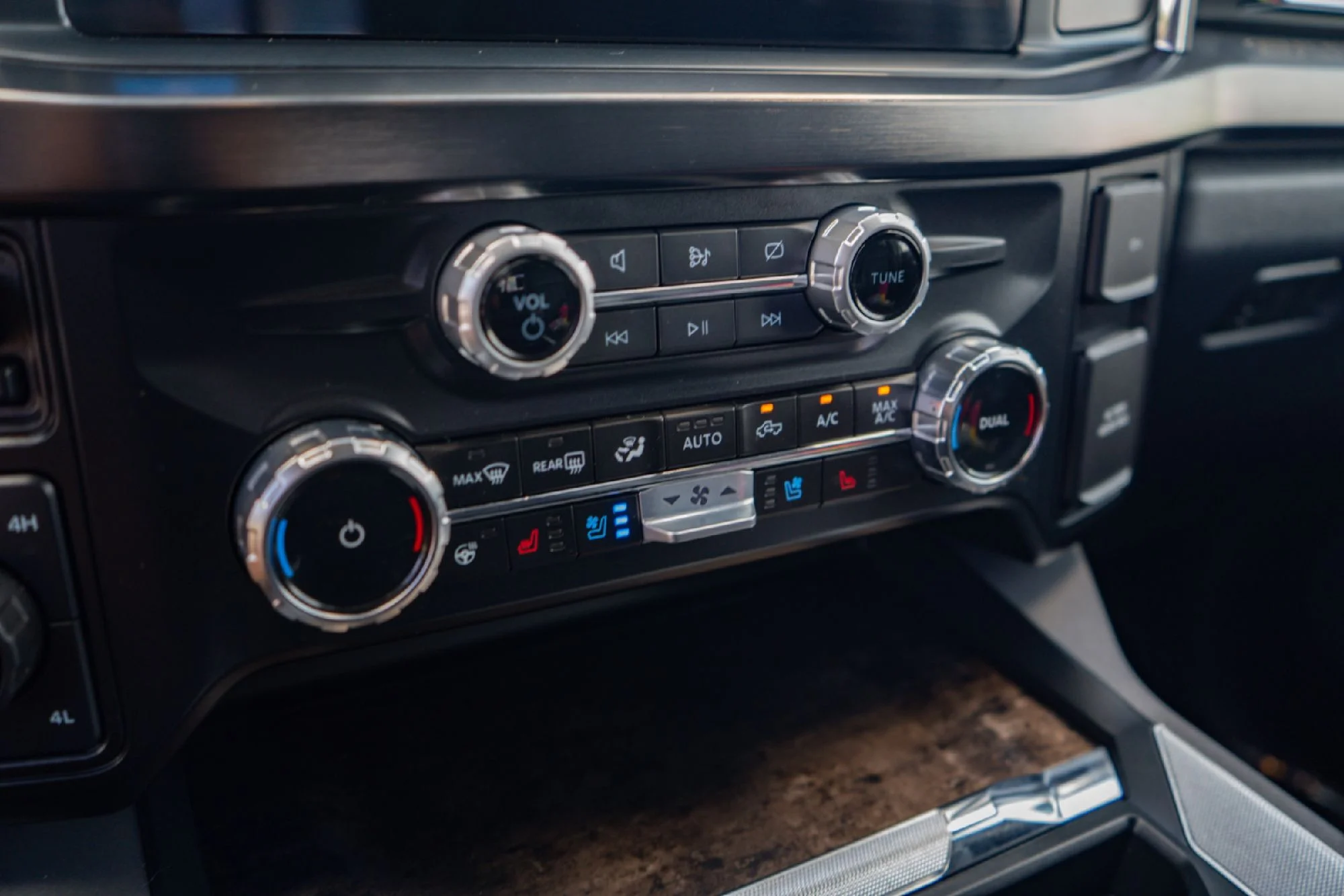 2024 Ford F-250 Super Duty Lariat - Photo 16